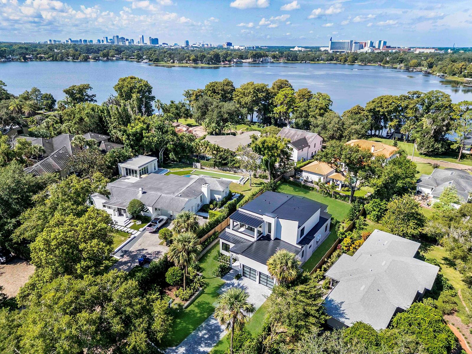 FOREST HILLS - Residential