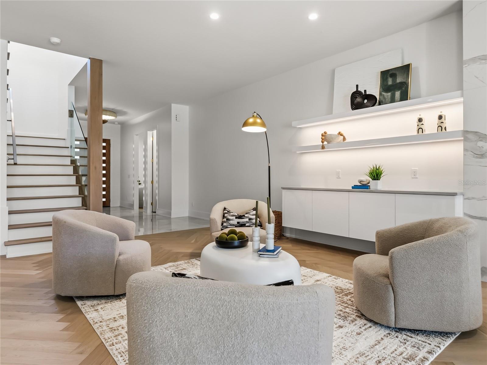 FOREST HILLS - Residential