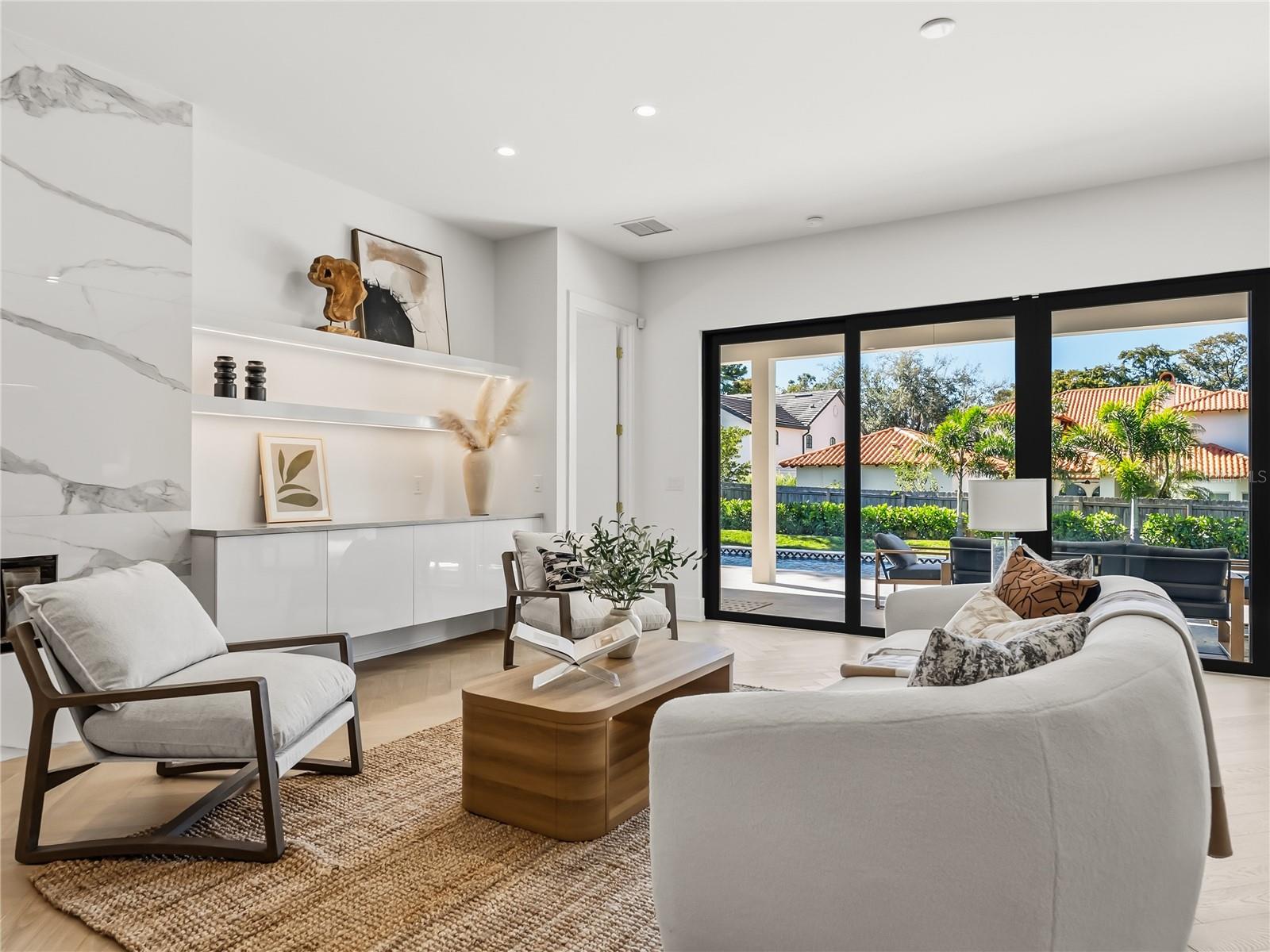 FOREST HILLS - Residential