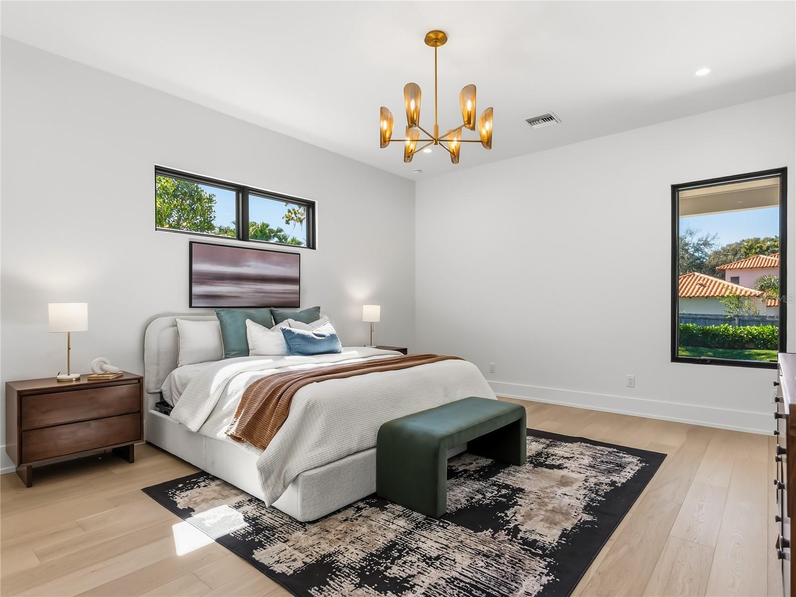 FOREST HILLS - Residential