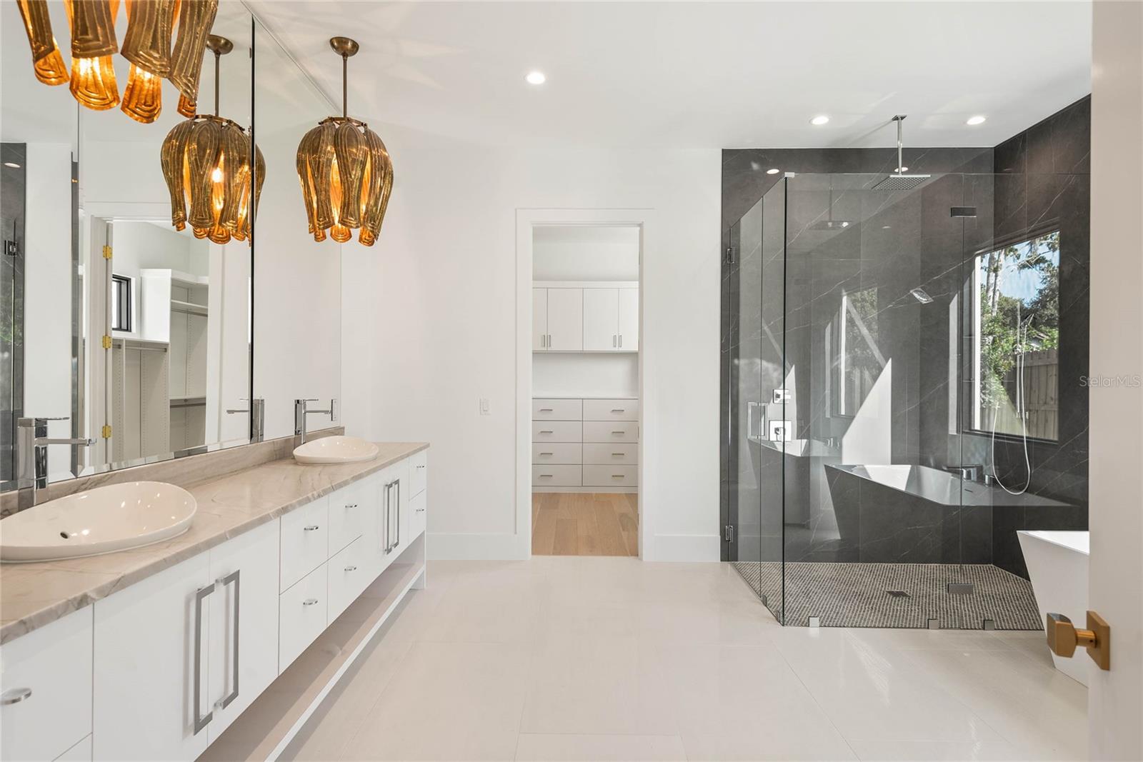 FOREST HILLS - Residential