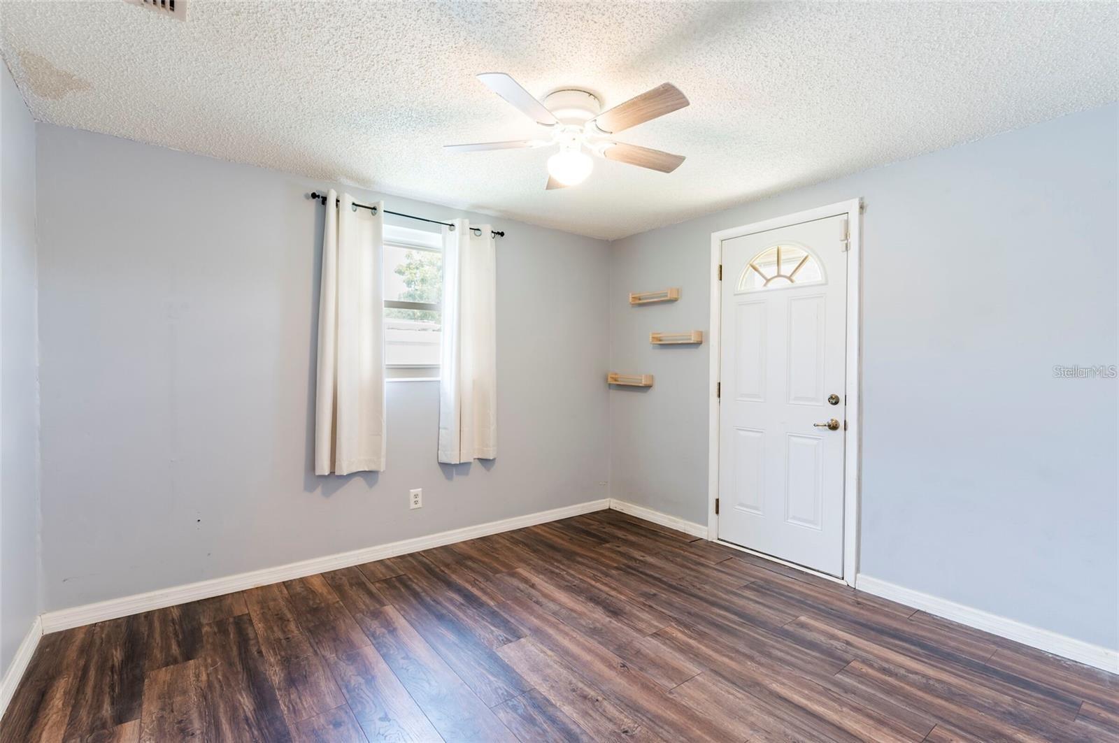 ALOHA GARDENS - Residential Lease