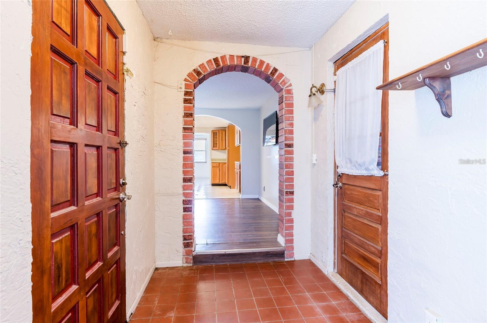 ALOHA GARDENS - Residential Lease