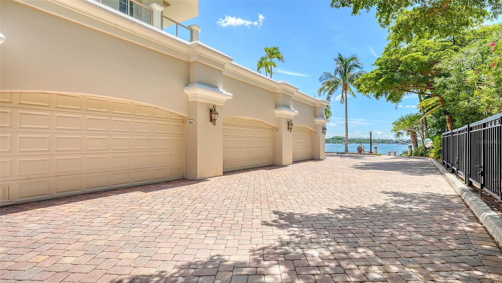 LA BELLASARA - Residential