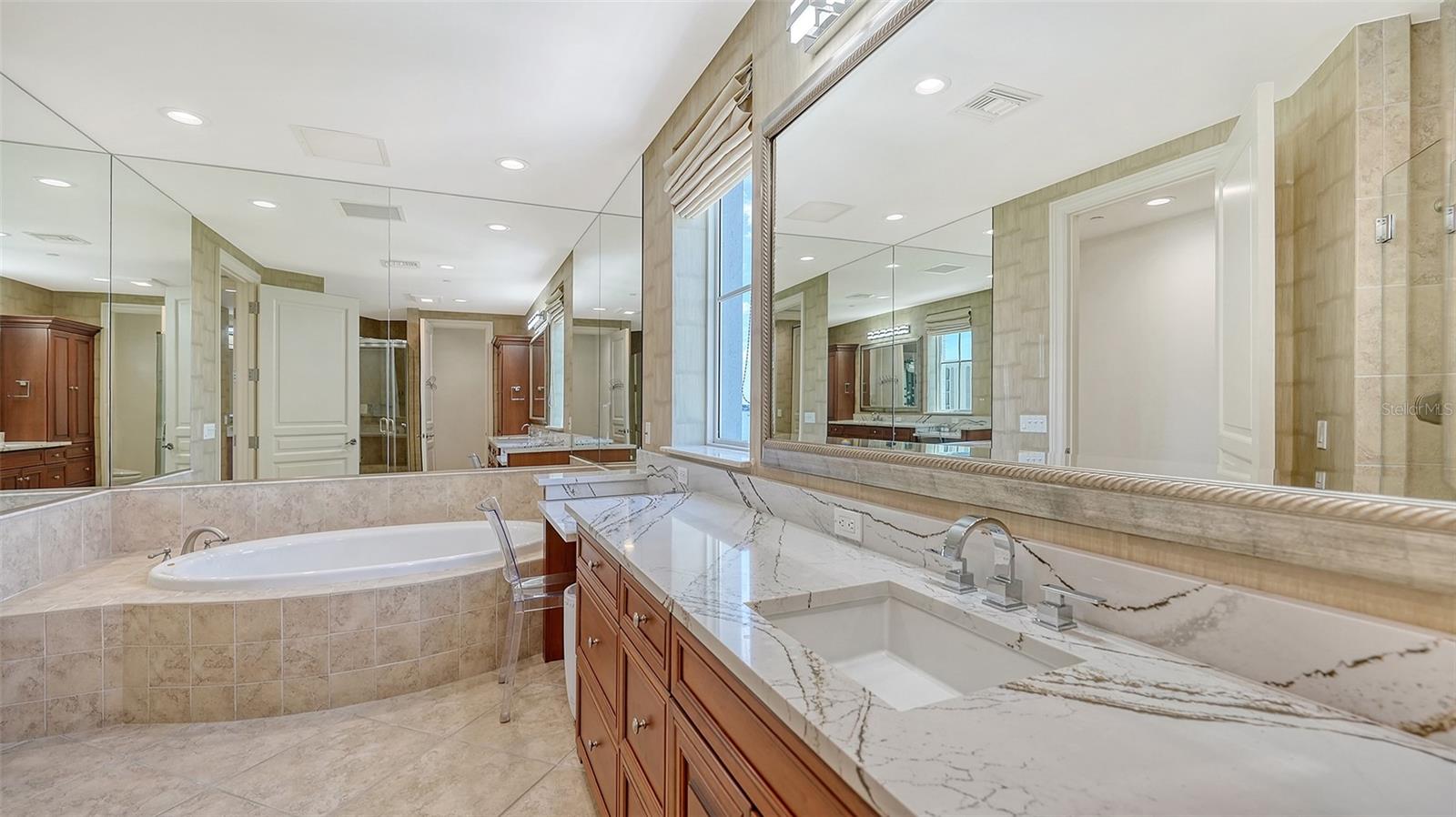 LA BELLASARA - Residential