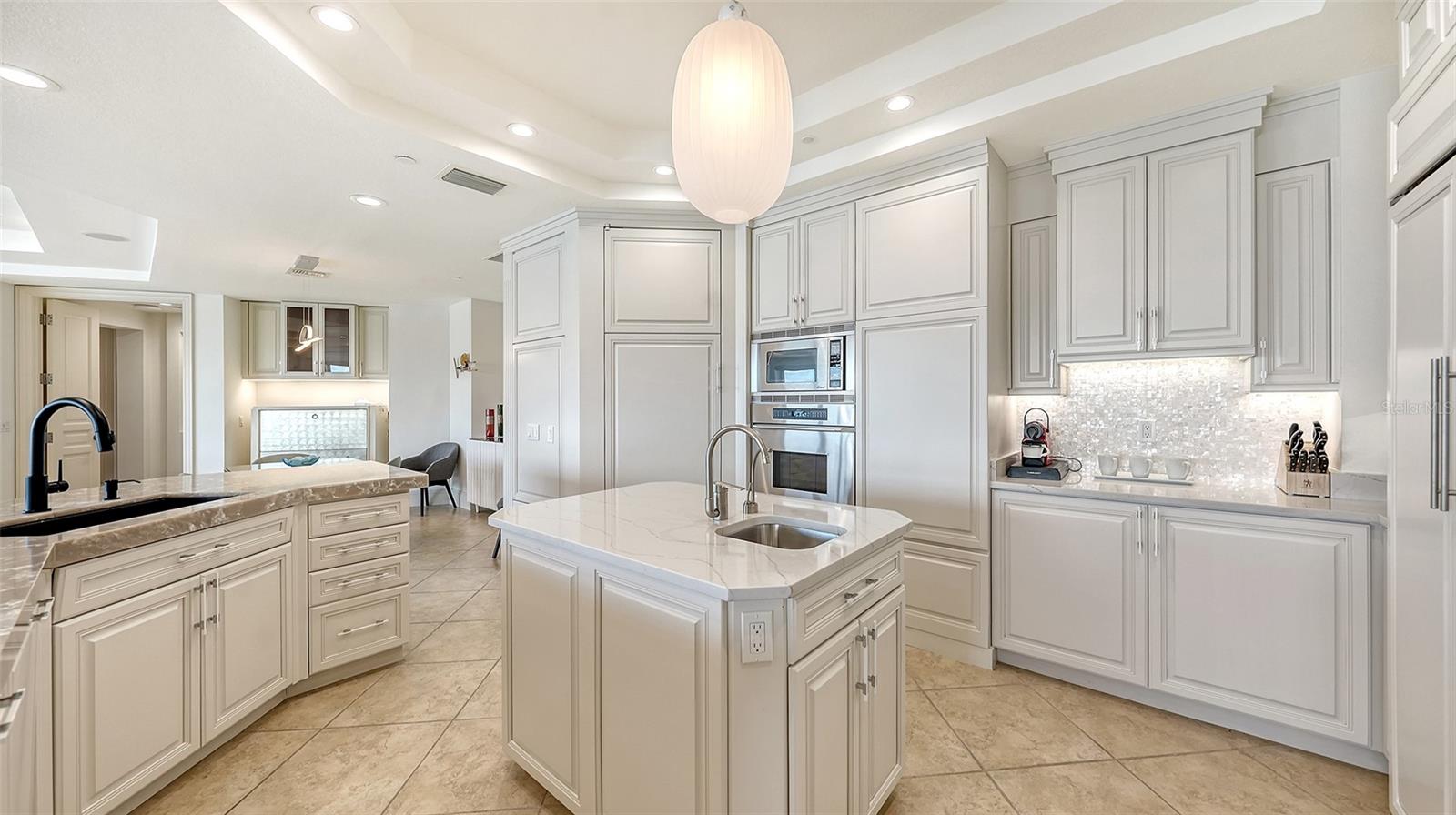 LA BELLASARA - Residential