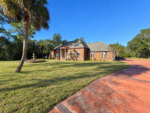 Photo of 5385 Suwannee Road, Spring Hill, FL 34607 (MLS # TB8557994)