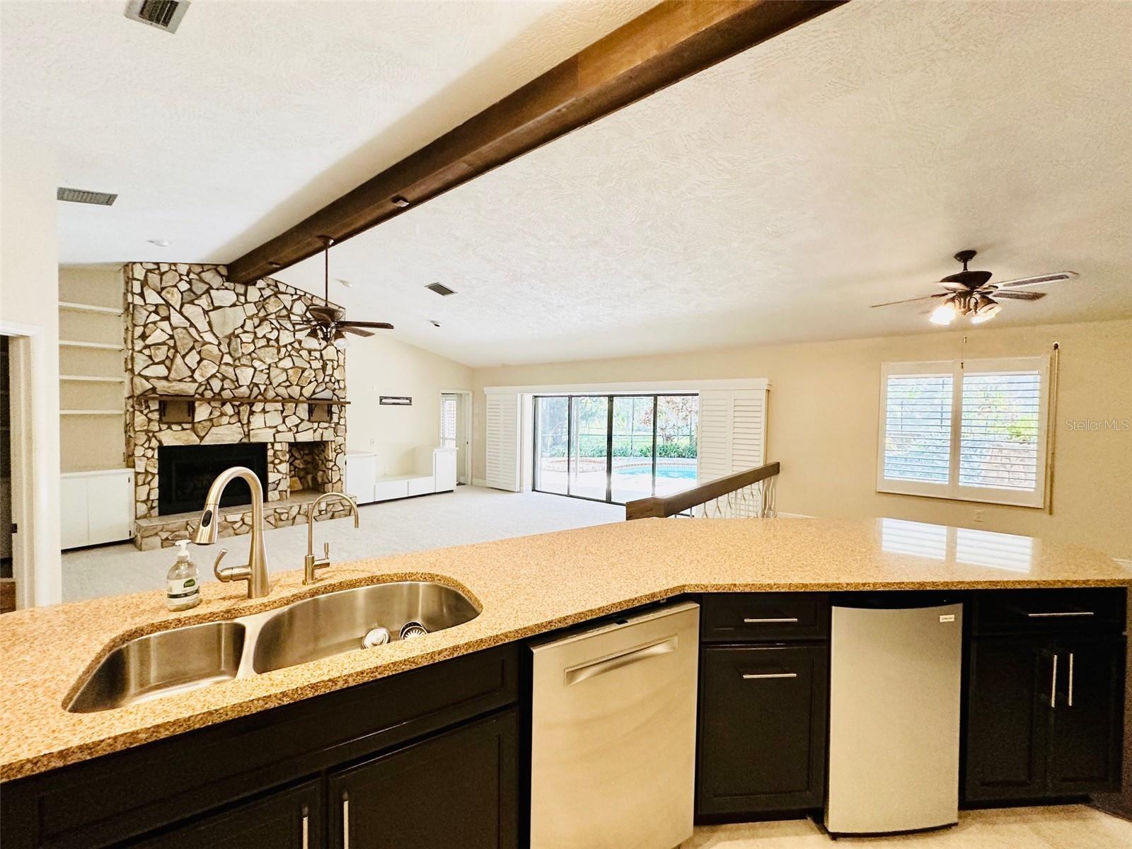 RAINBOW FARMS - Residential Lease