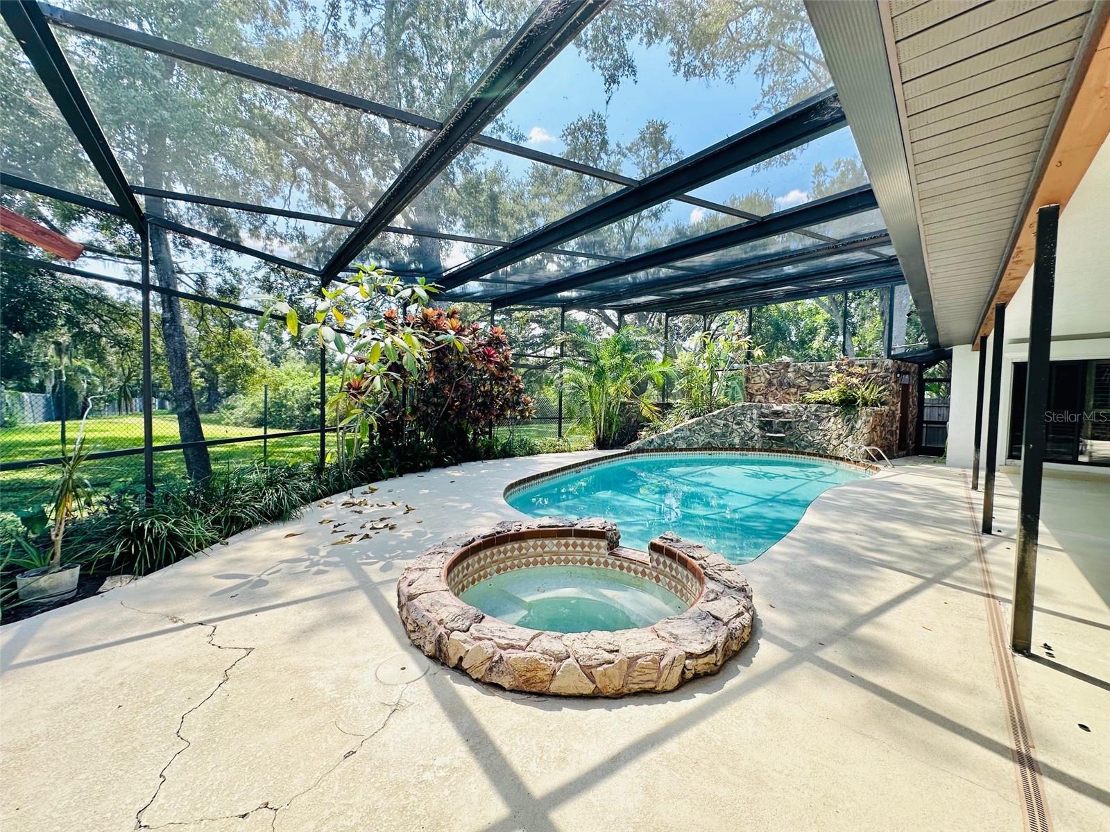 RAINBOW FARMS - Residential Lease