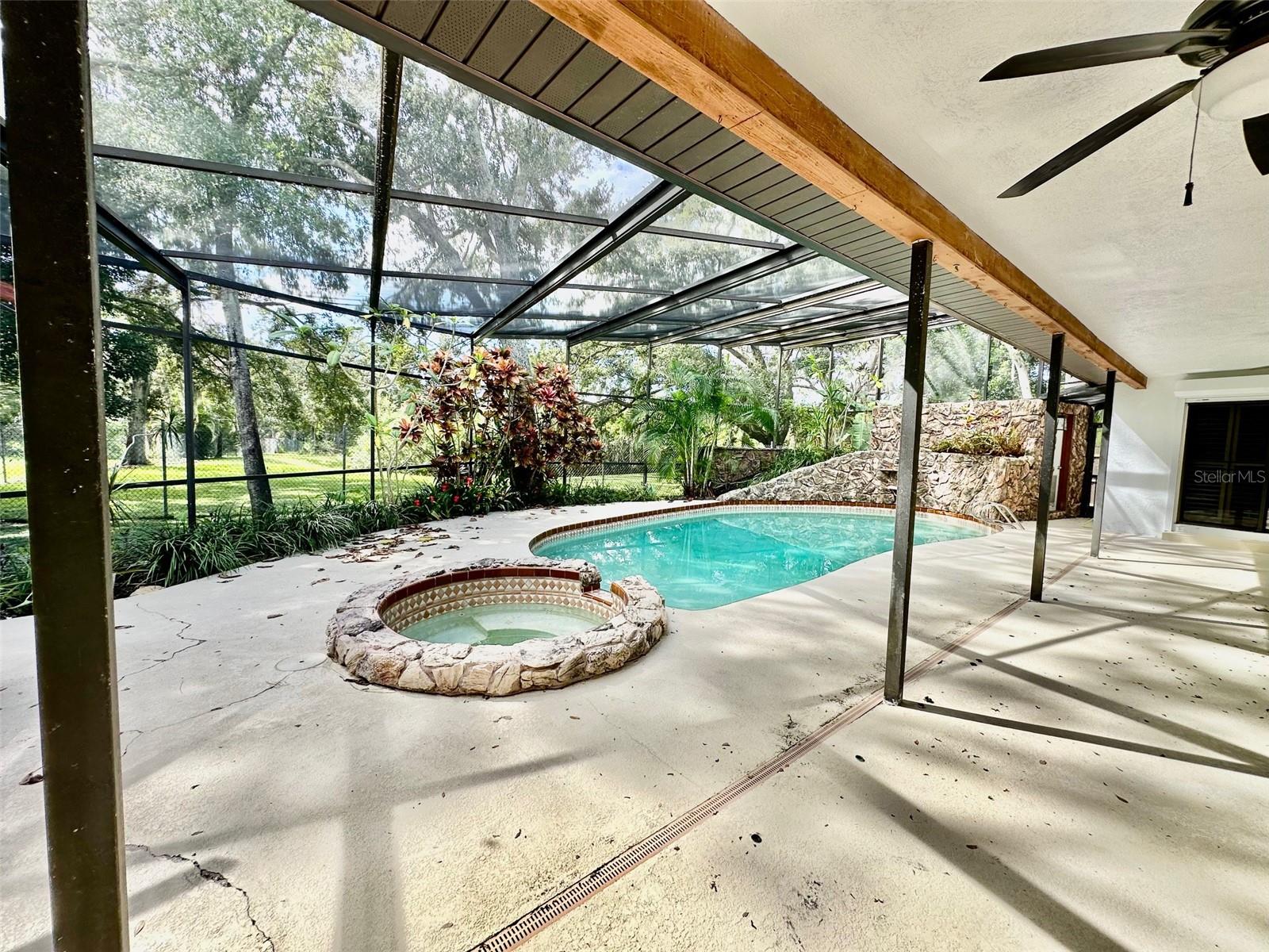 RAINBOW FARMS - Residential Lease