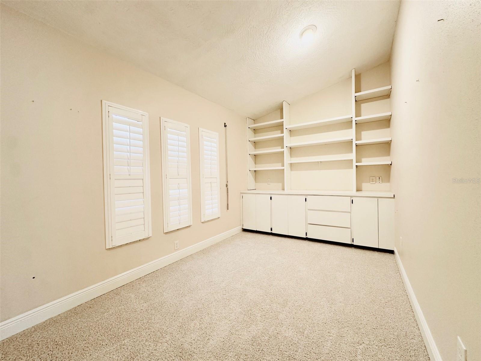 RAINBOW FARMS - Residential Lease