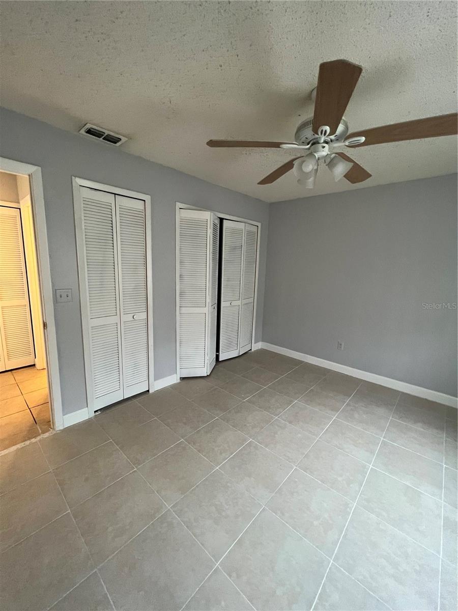 FOX HUNT LANES PH 03 - Residential Lease