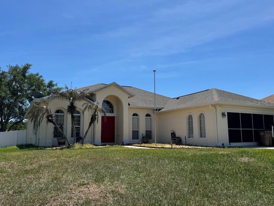 Photo of 13500 Biscayne Drive, Grand Island, FL 32735 (MLS # O6441135)
