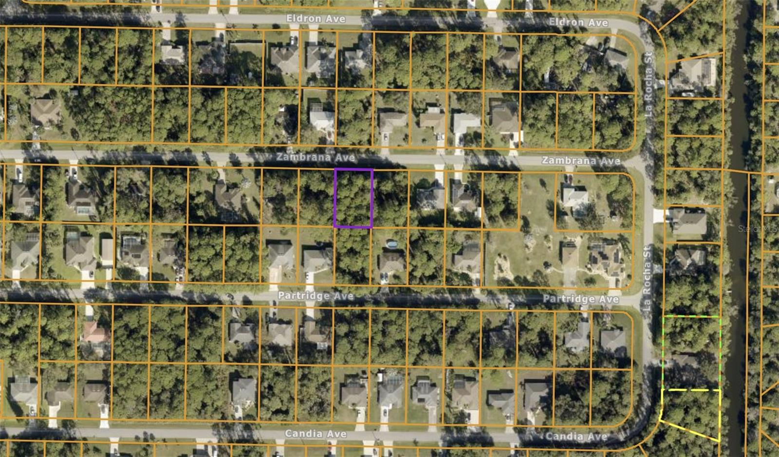 Beautiful property ready to build your new home! Located in a desirable and rapidly growing residential neighborhood area of North Port, Sarasota County. Owner financing available. Invest today!!