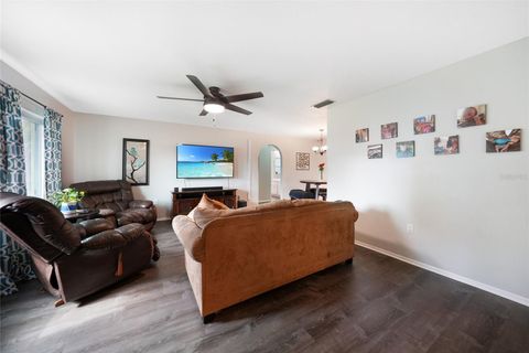 Single Family Residence in PORT CHARLOTTE FL 1325 FARGO STREET 2.jpg