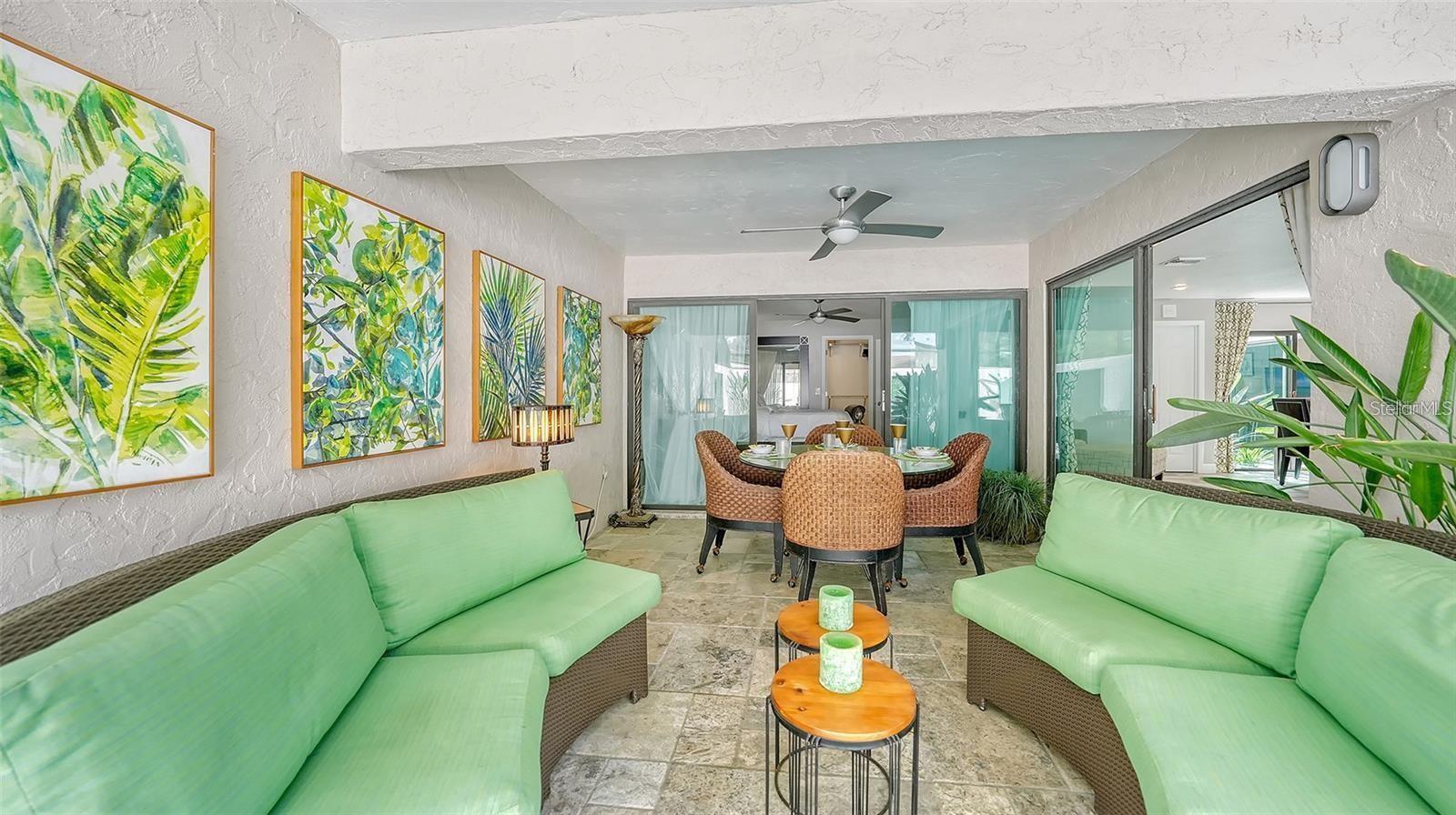 GLEN OAKS MANOR - Residential