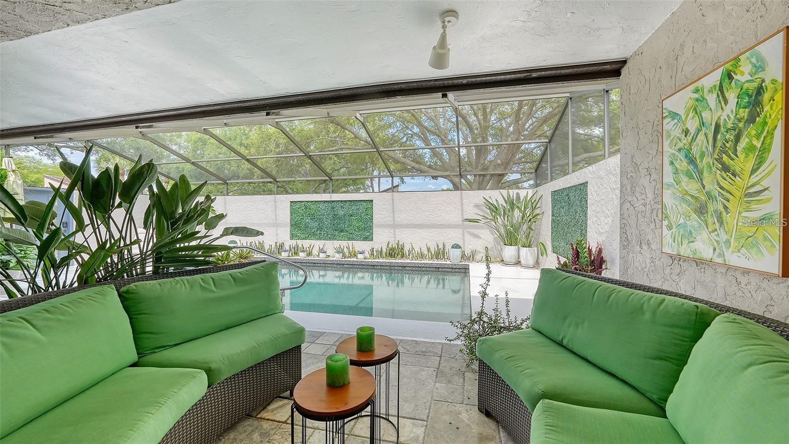 GLEN OAKS MANOR - Residential