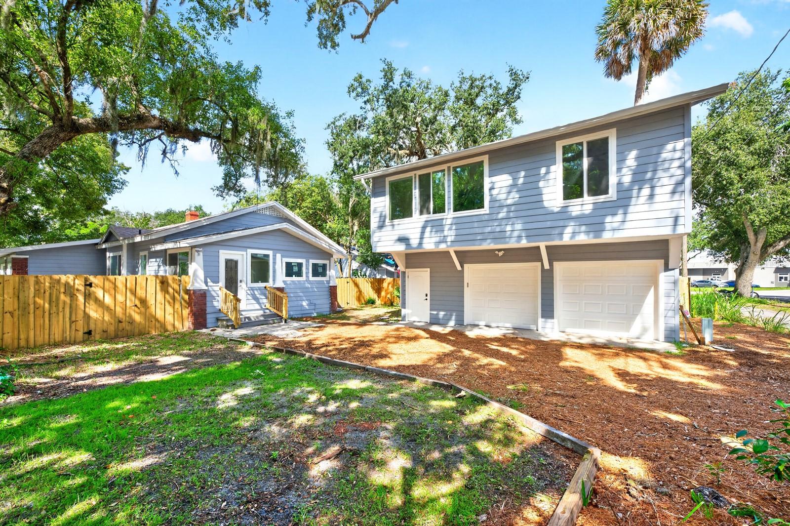 211 S MAPLE AVENUE