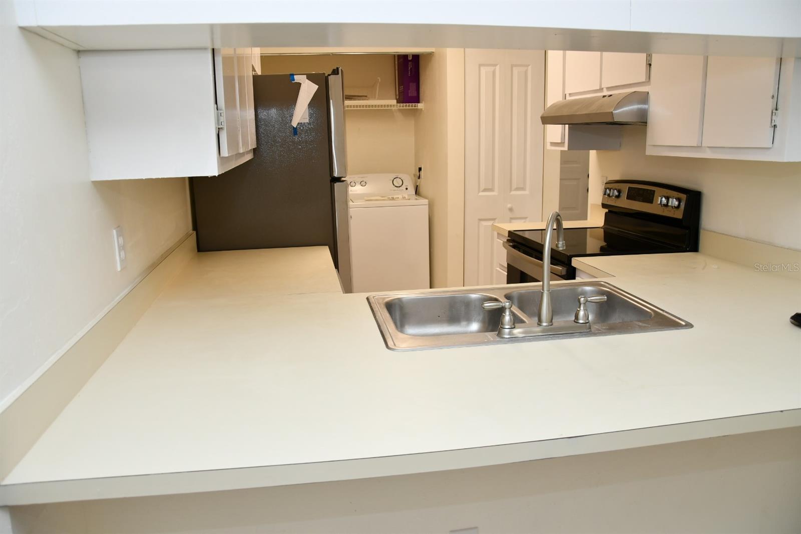 CASABLANCA EAST - CONDO - Residential