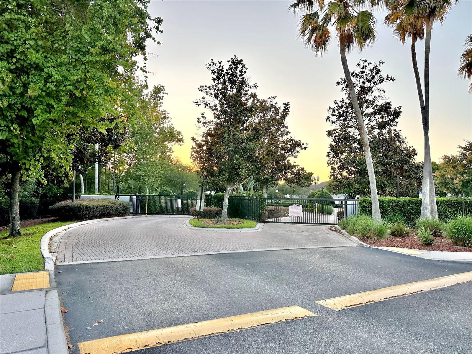 THE ESTATES AT PARK CENTRAL CONDOMINIUM - Residential