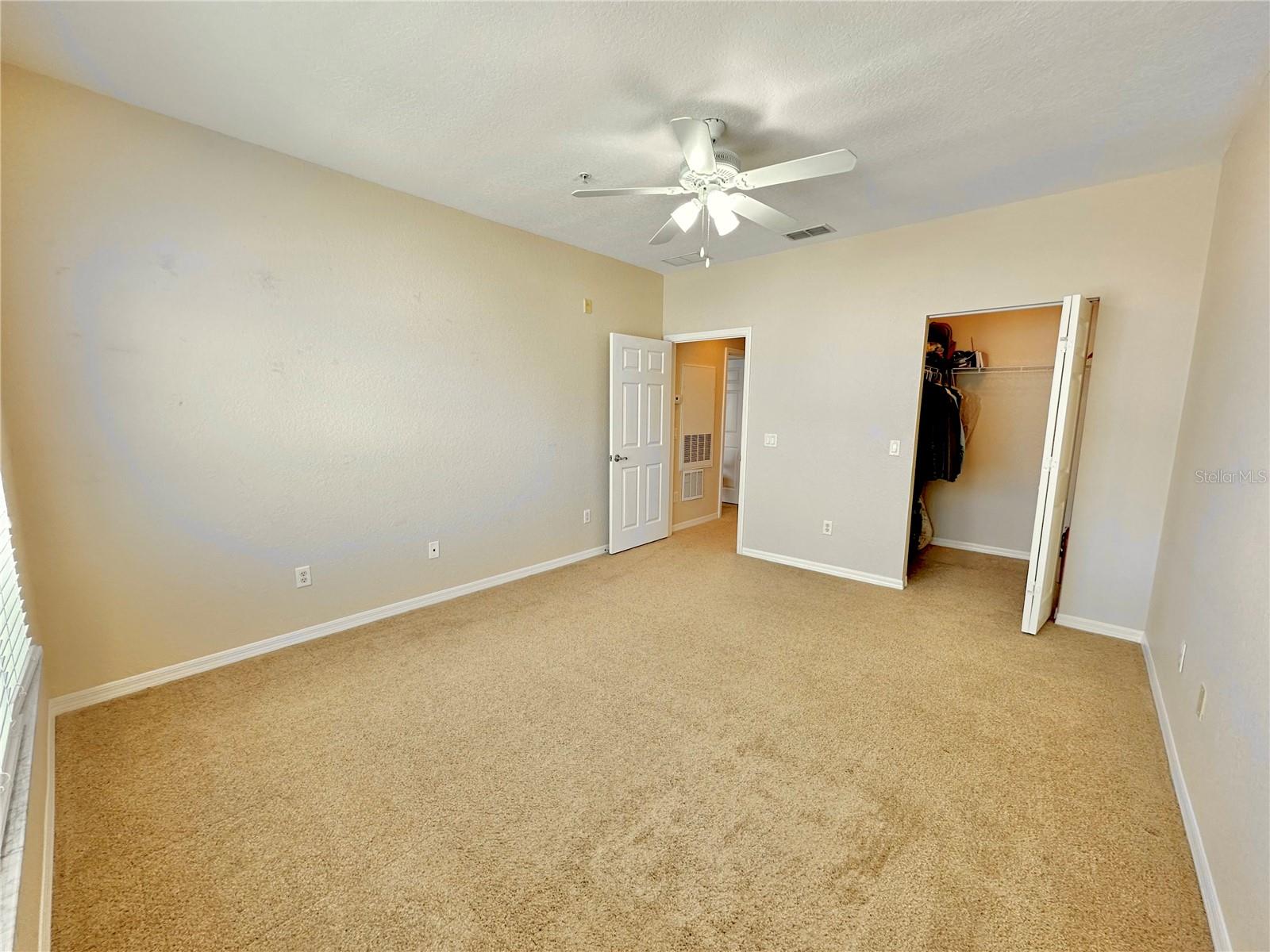 THE ESTATES AT PARK CENTRAL CONDOMINIUM - Residential