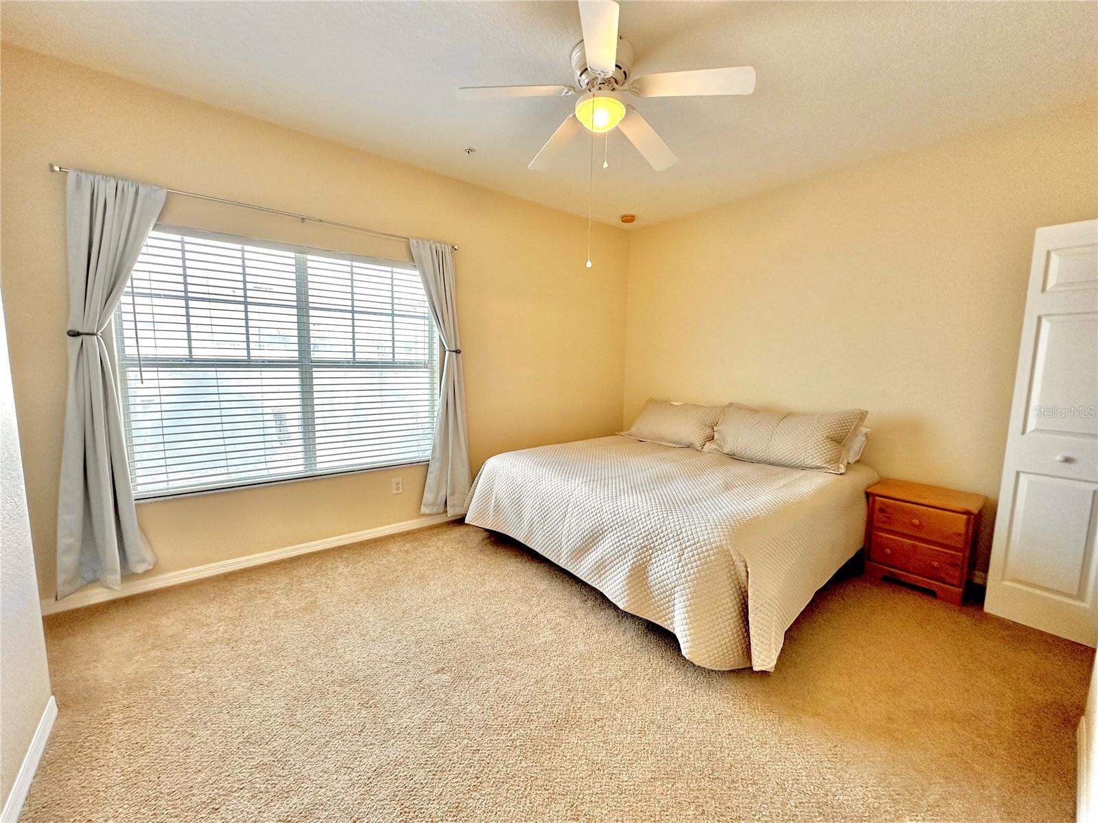 THE ESTATES AT PARK CENTRAL CONDOMINIUM - Residential