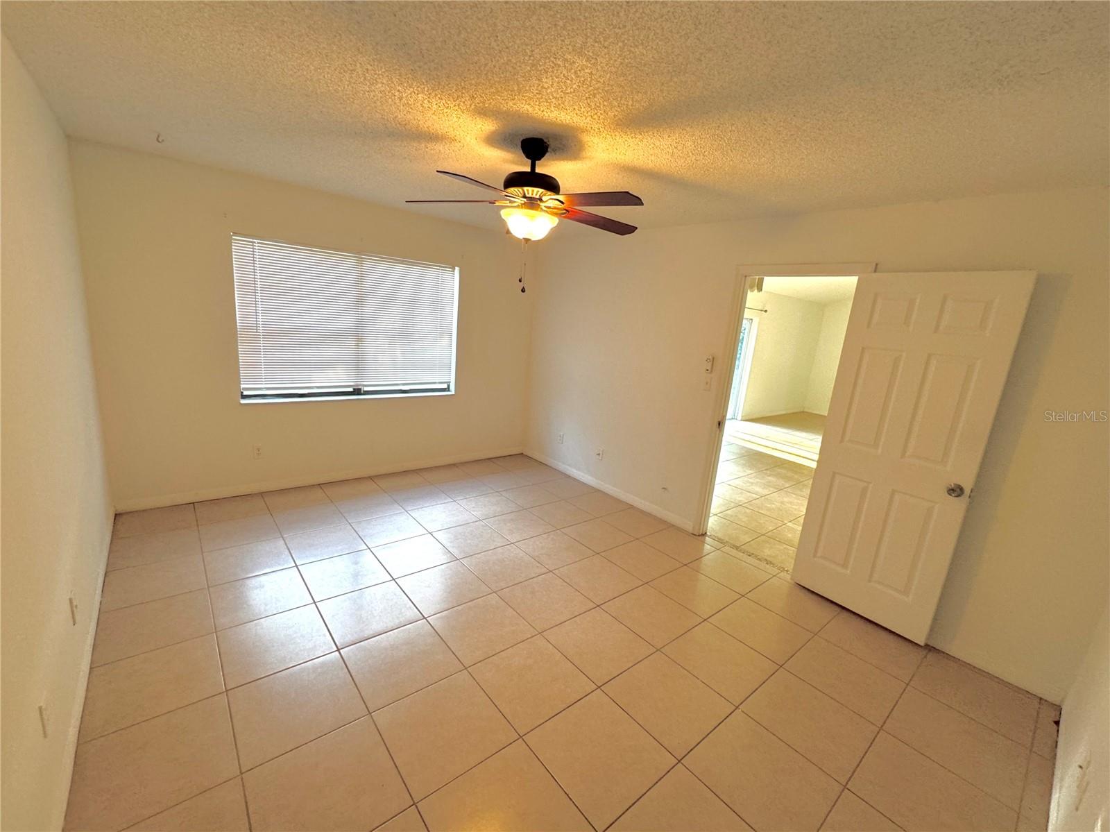 ARBOR RIDGE NORTH - Residential Lease