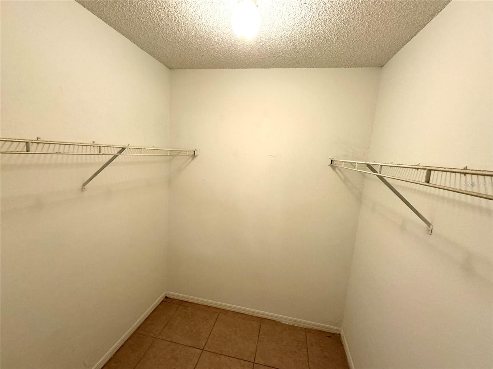 ARBOR RIDGE NORTH - Residential Lease