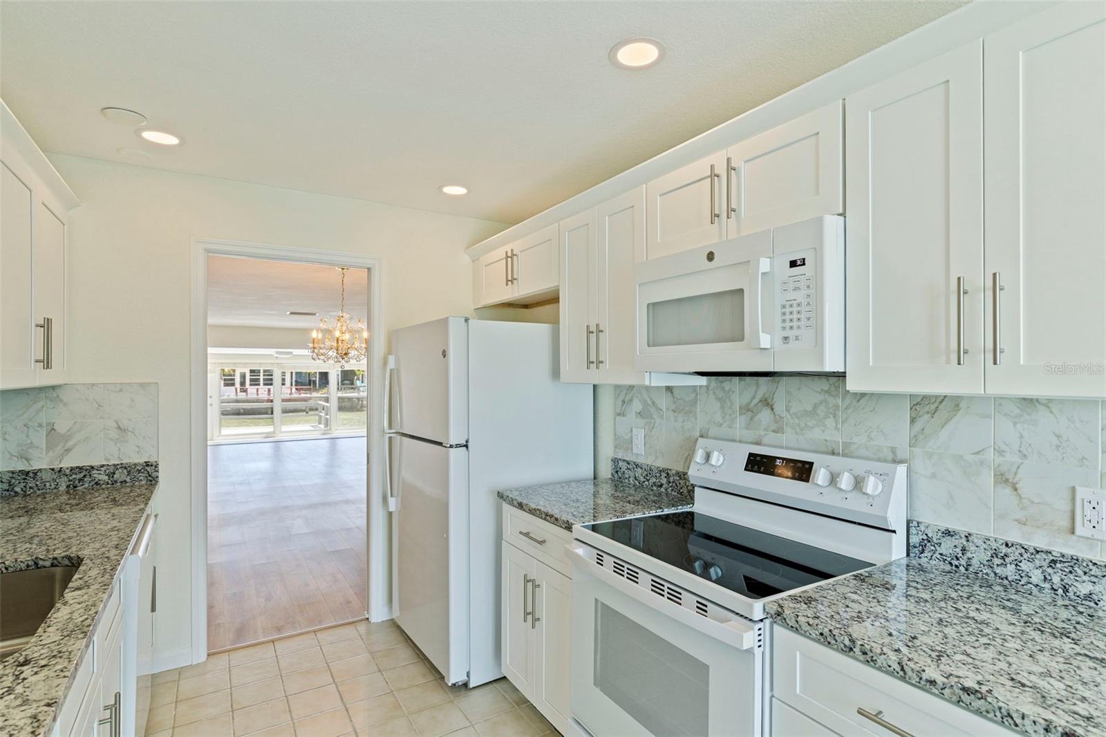 BOCA CIEGA POINT EAST - Residential