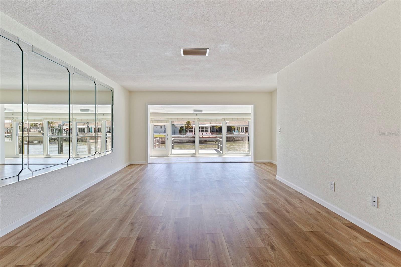 BOCA CIEGA POINT EAST - Residential