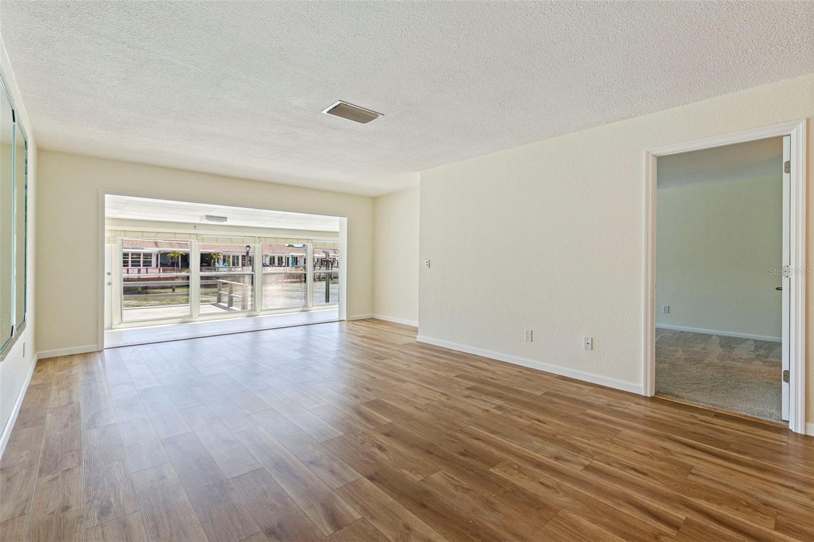 BOCA CIEGA POINT EAST - Residential