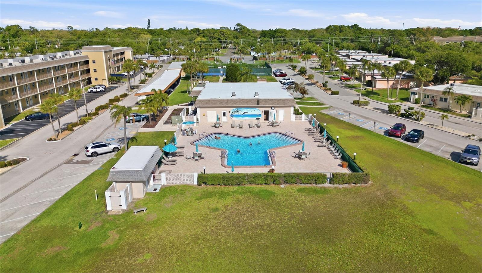BOCA CIEGA POINT EAST - Residential