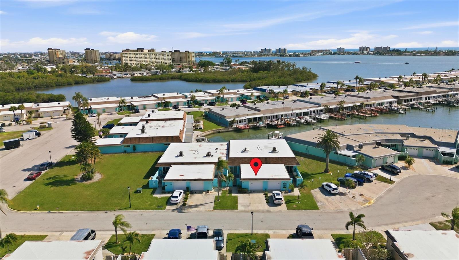 BOCA CIEGA POINT EAST - Residential