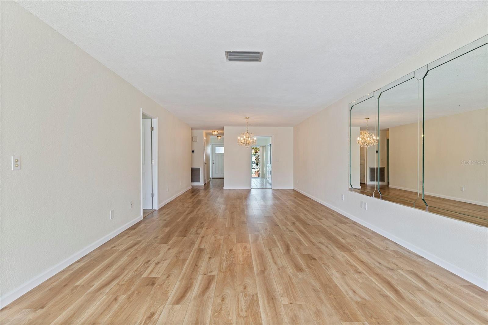 BOCA CIEGA POINT EAST - Residential