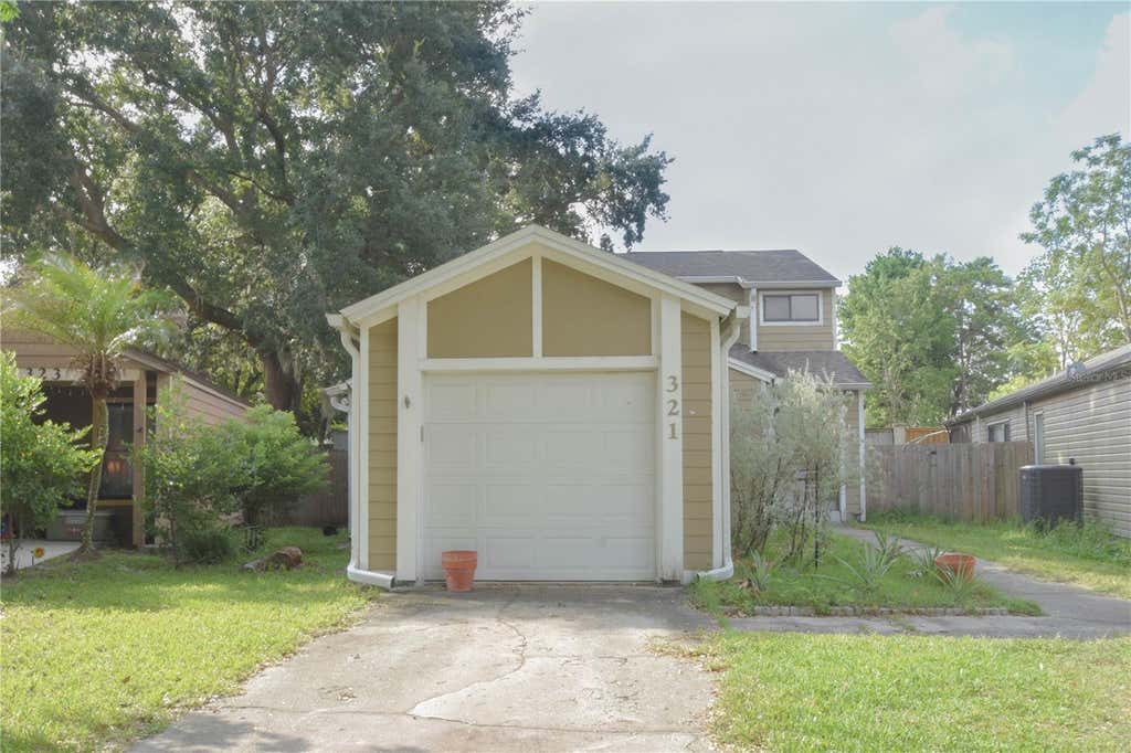 Photo of 321 Kirkcaldy Drive, Winter Springs, FL 32708 (MLS # O6427178)