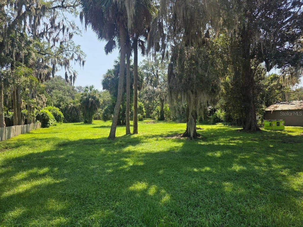 Photo of 6010 Centre Street, Melrose, FL 32666 (MLS # GC542901)