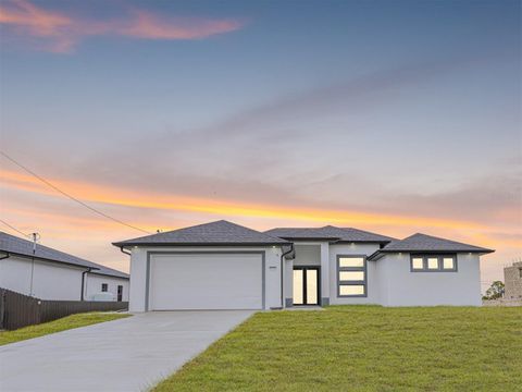 Photo of 3534 NW 21st Street, Cape Coral, FL 33993 (MLS # TB8426482)