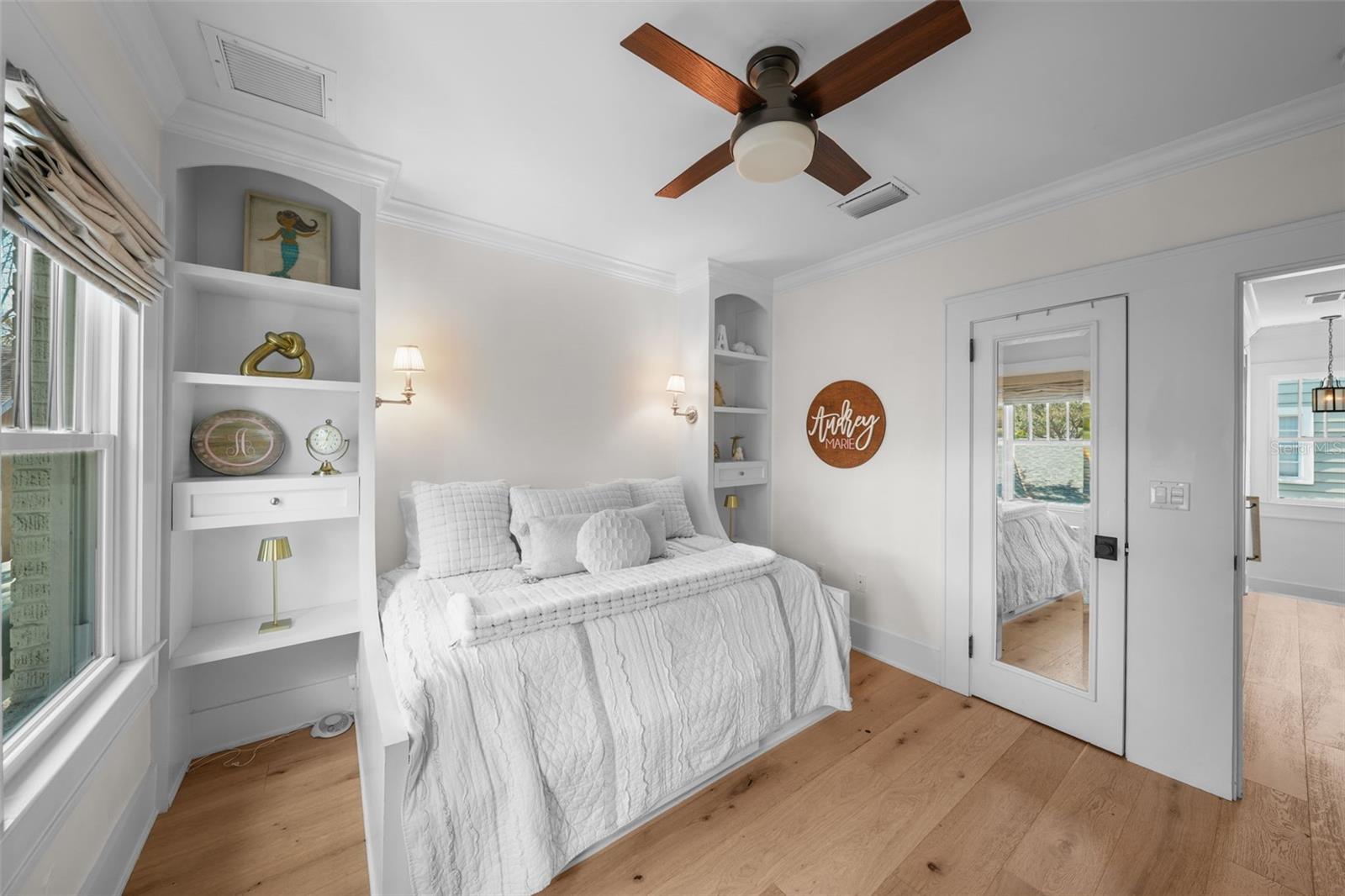 NEW SUBURB BEAUTIFUL - Residential