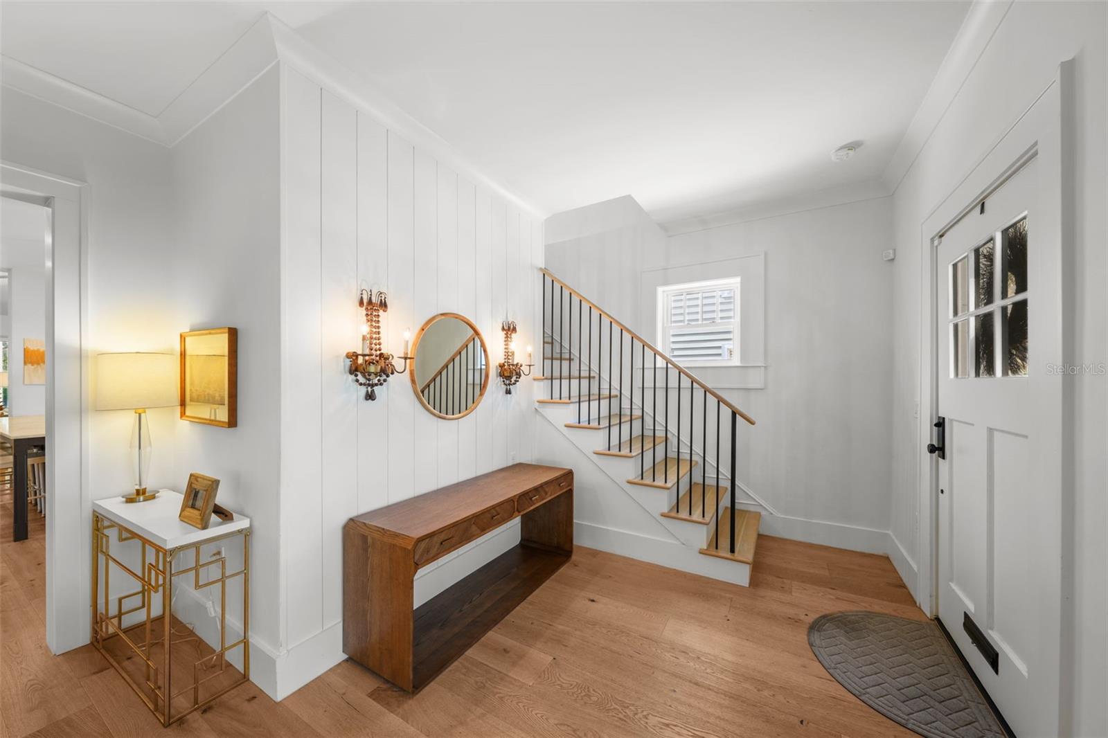 NEW SUBURB BEAUTIFUL - Residential