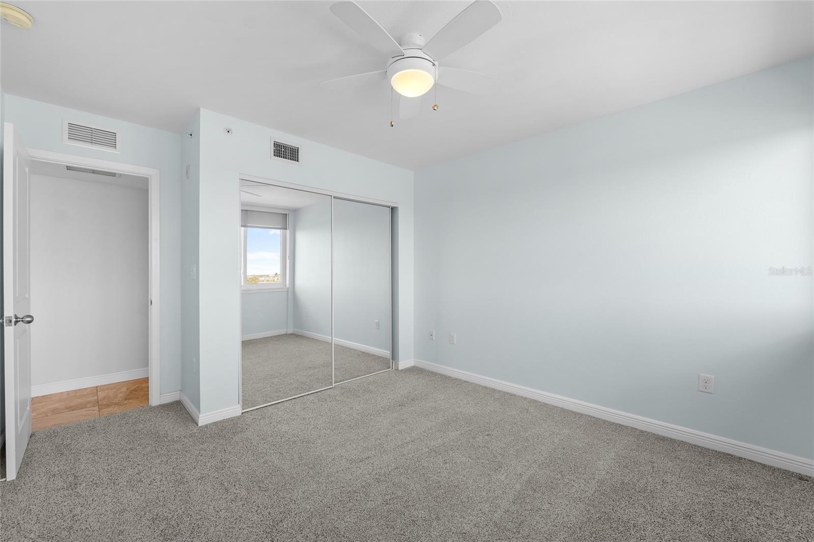 ISLAND WAY TOWERS CONDO - Residential