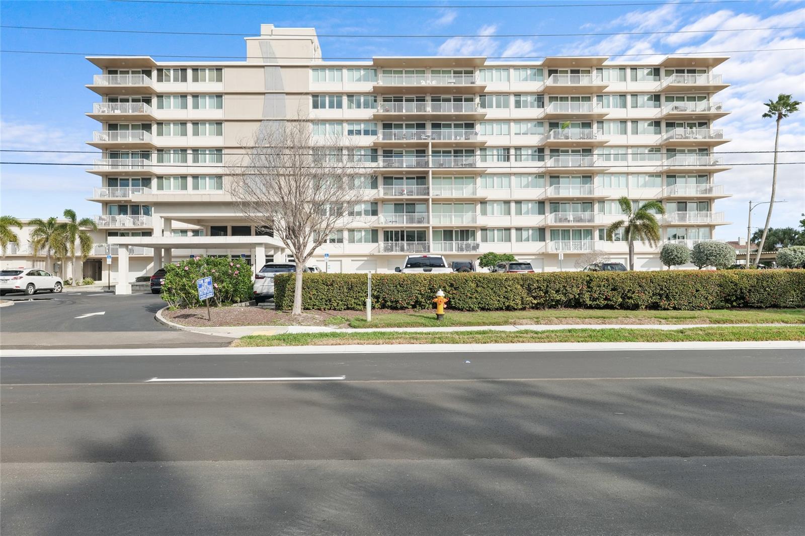 ISLAND WAY TOWERS CONDO - Residential