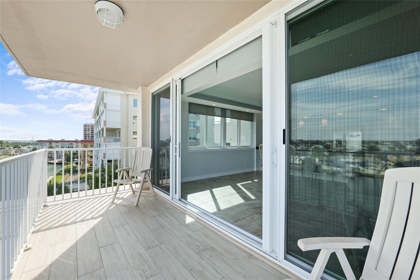 ISLAND WAY TOWERS CONDO - Residential