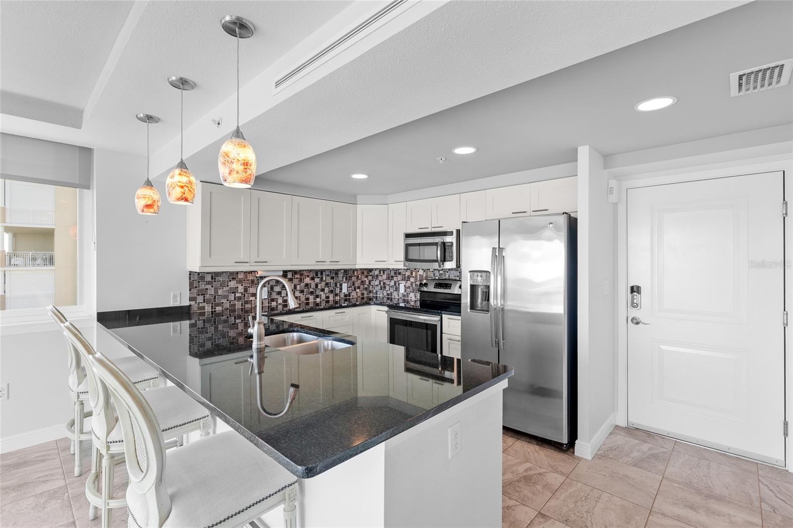 ISLAND WAY TOWERS CONDO - Residential