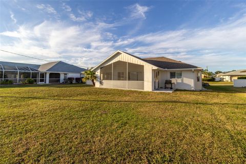 A home in PORT CHARLOTTE