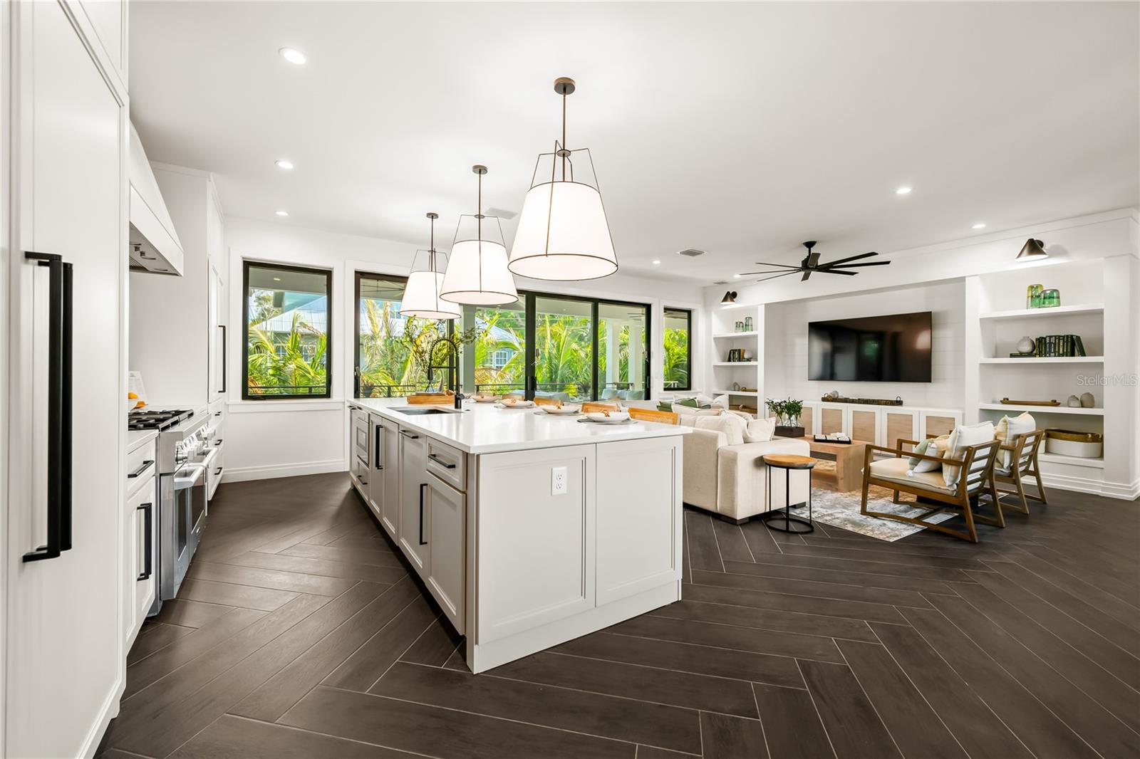 GULF VIEW SUB OF ANNA MARIA KEY - Residential