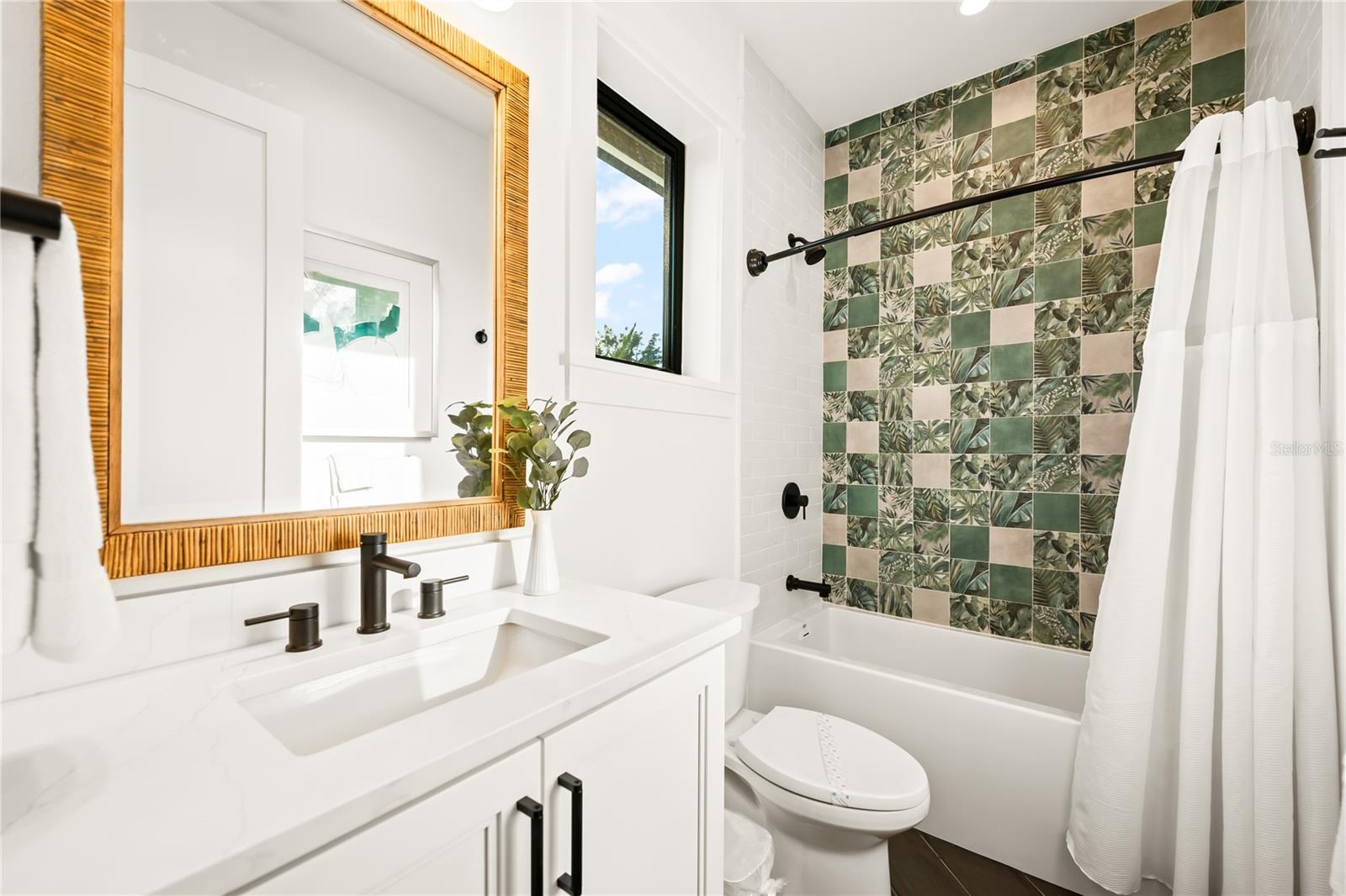 GULF VIEW SUB OF ANNA MARIA KEY - Residential