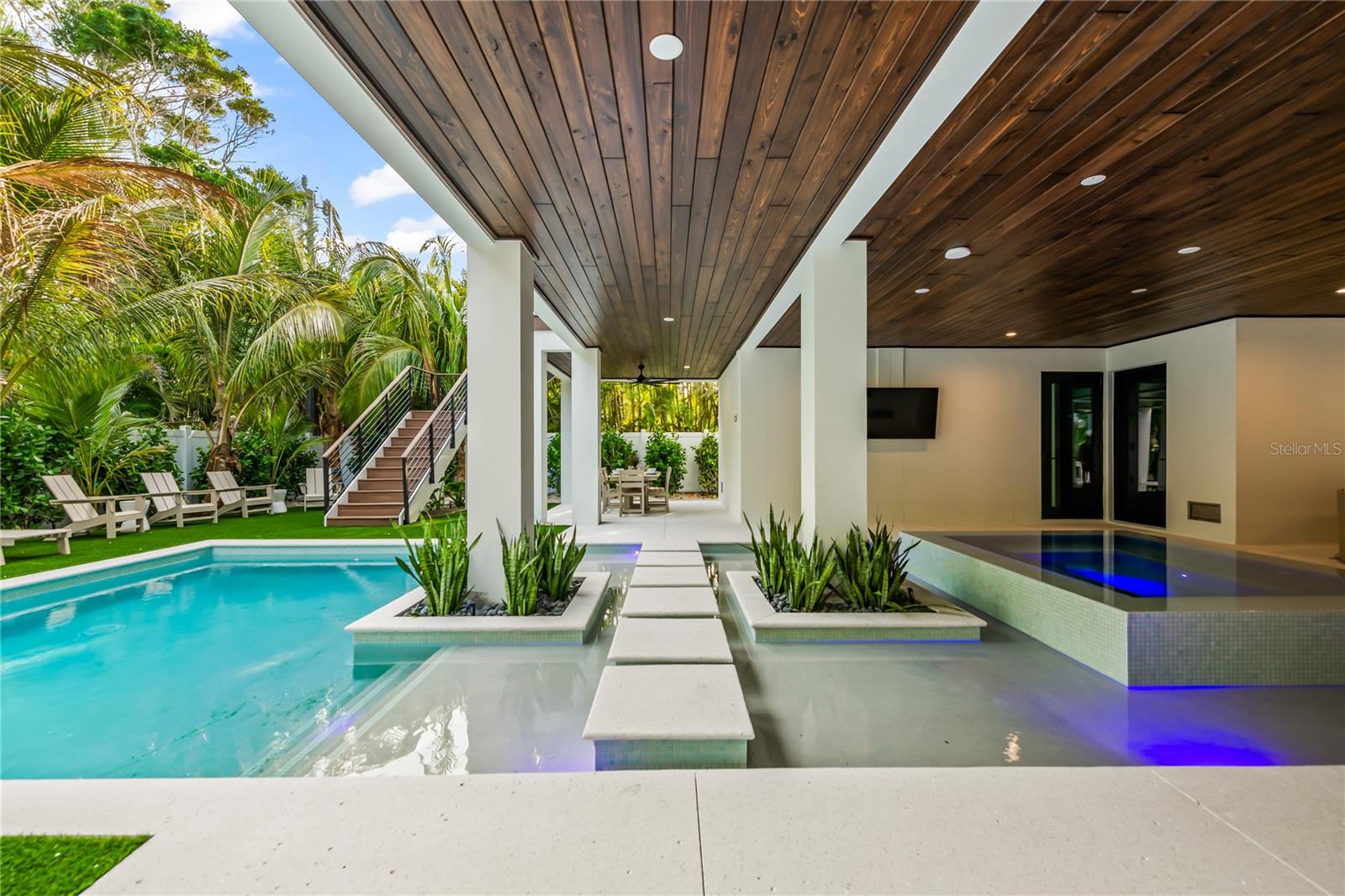 107 MAPLE AVENUE