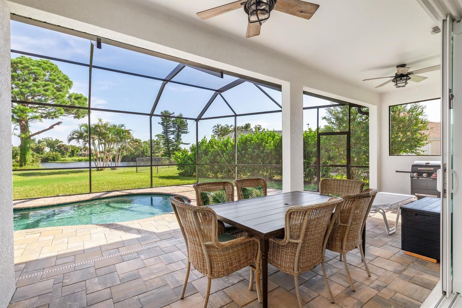 ROTONDA WEST BROADMOOR - Residential