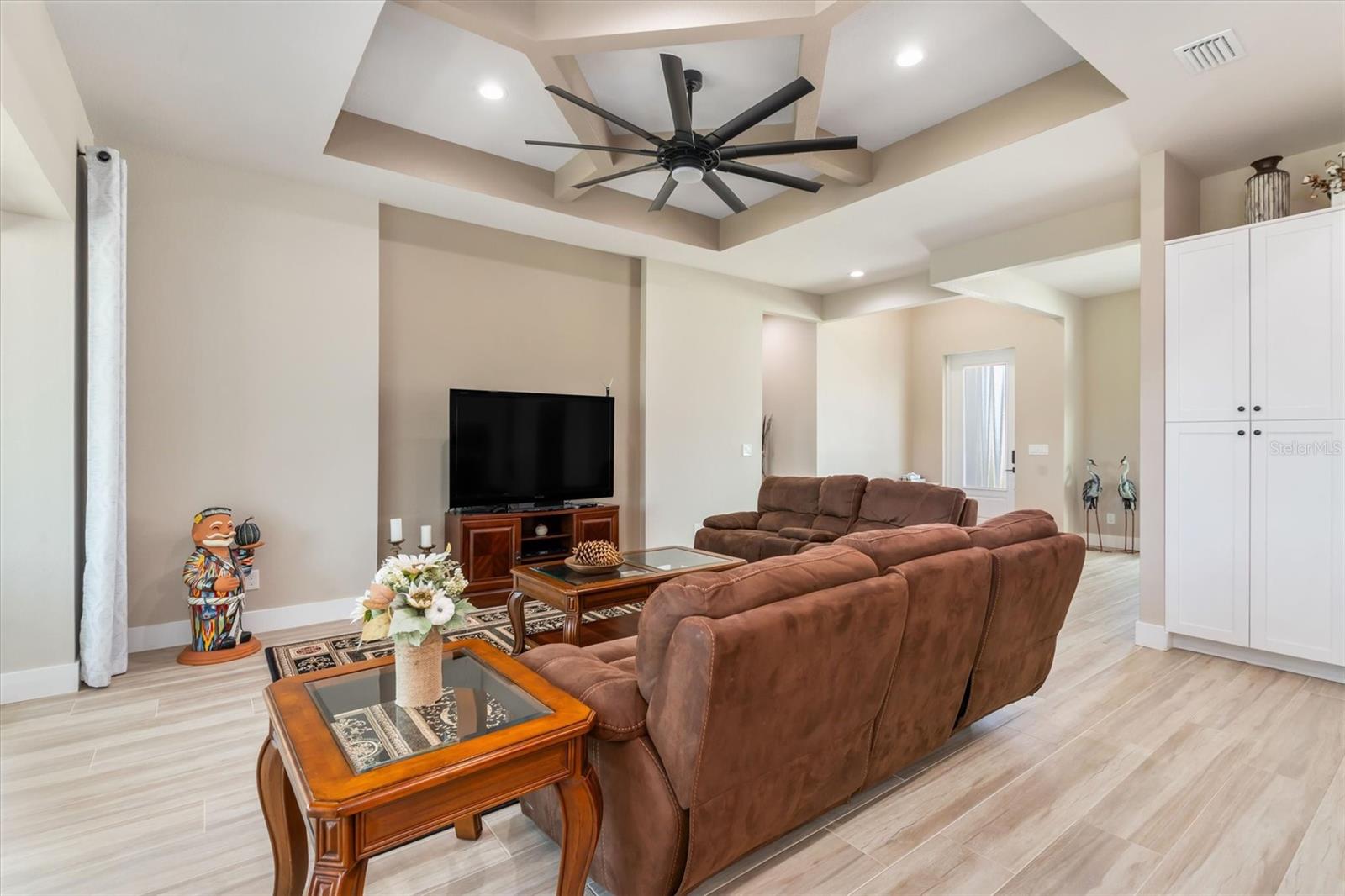 ROTONDA WEST BROADMOOR - Residential