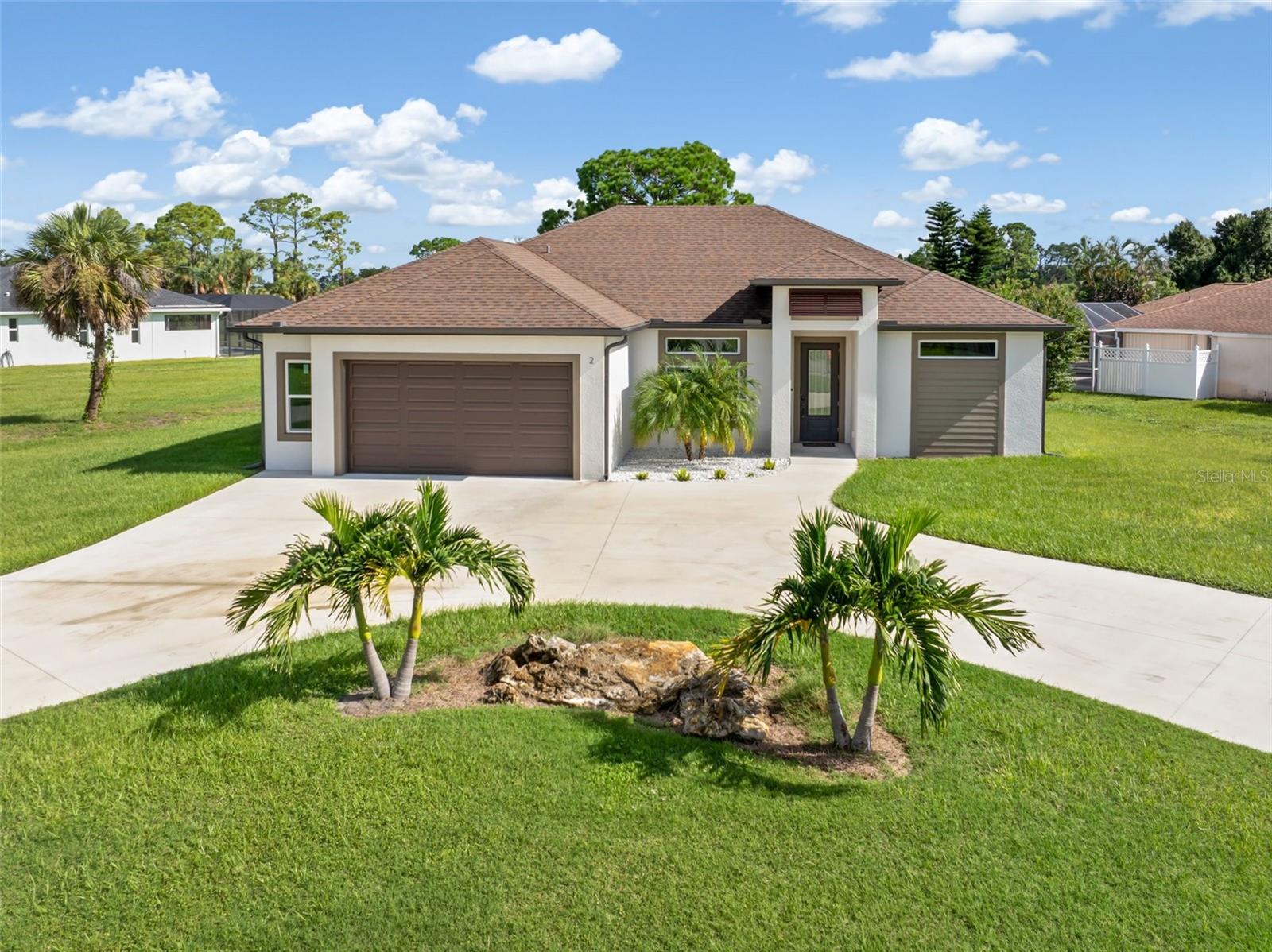 ROTONDA WEST BROADMOOR - Residential